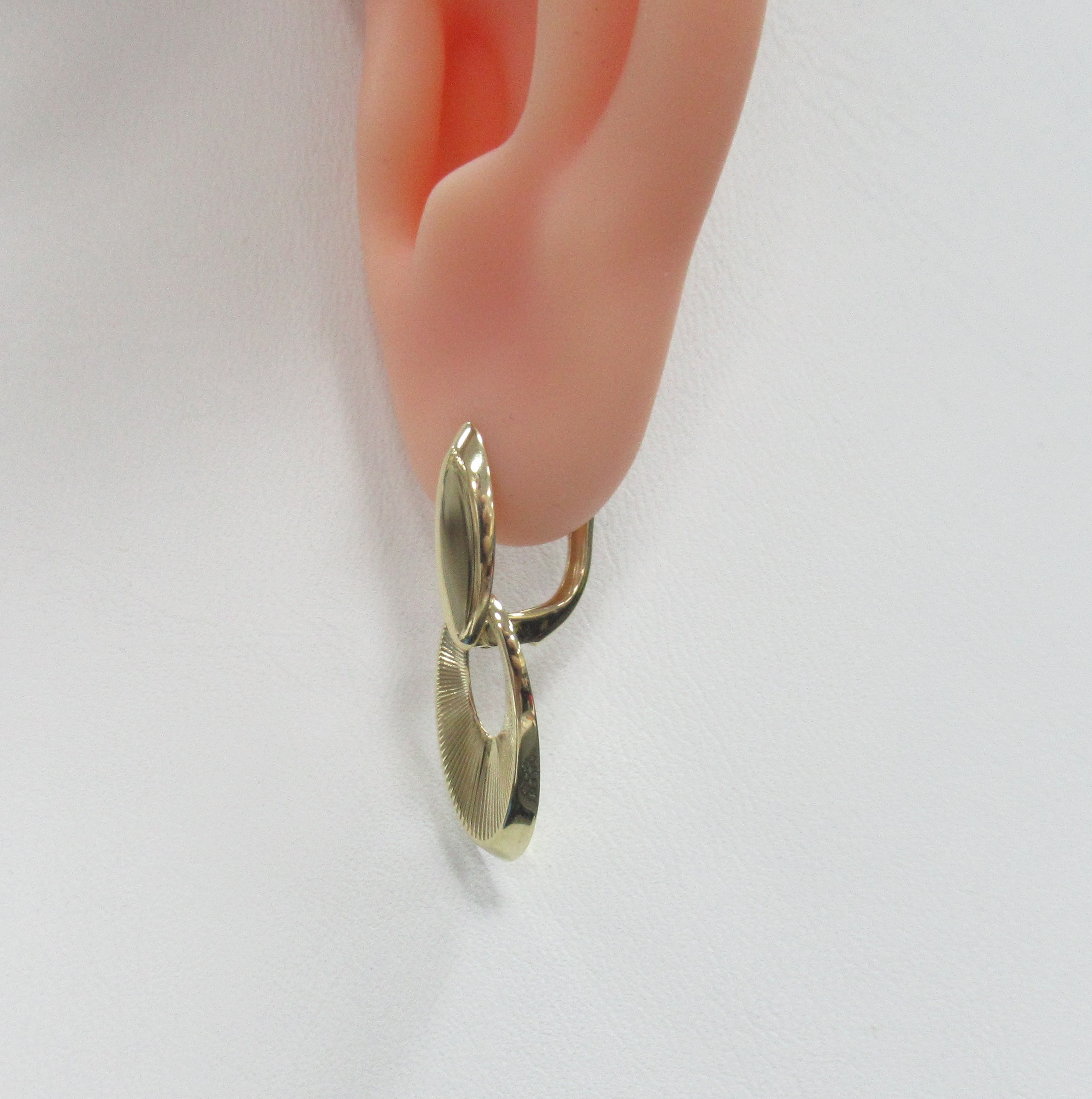 10519-000685 Серьги (Au 585)